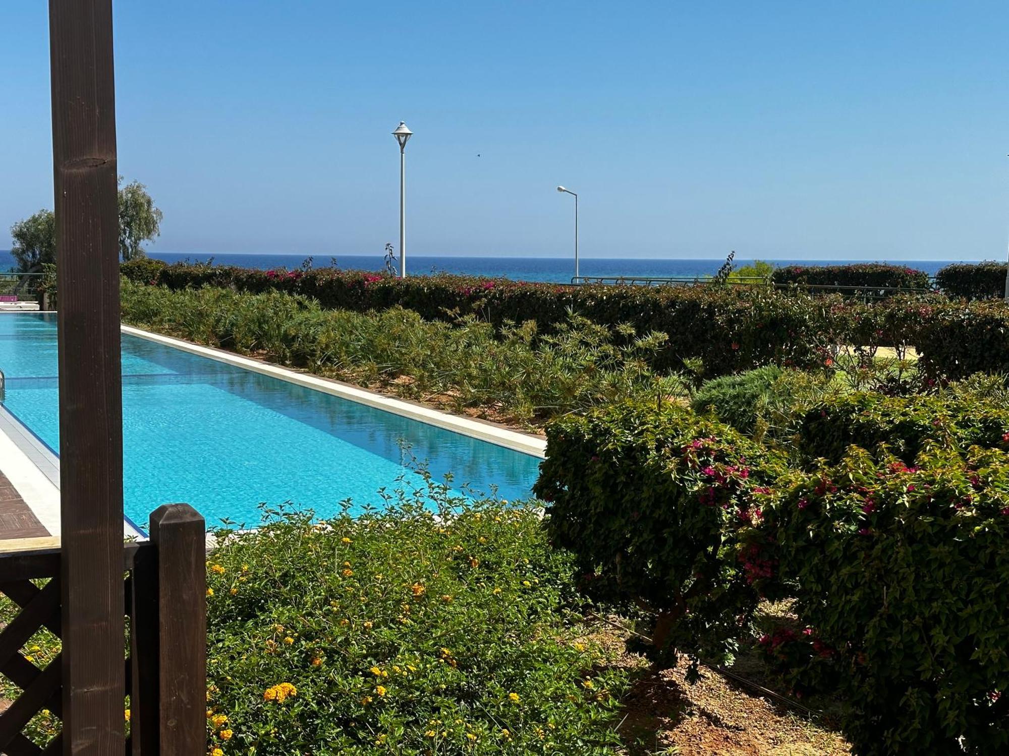 Green Apartment In Bafra Northern Cyprus Vokolidha Exteriör bild